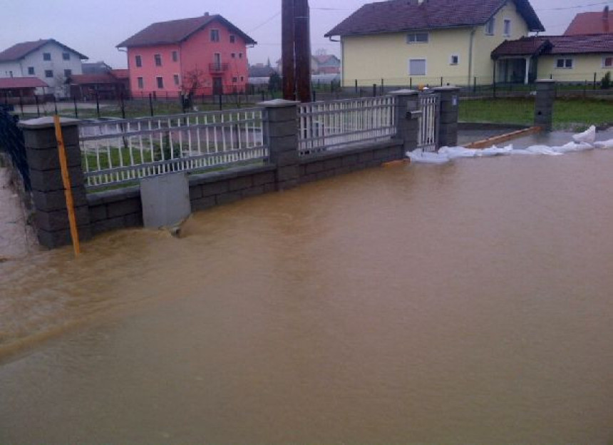  Градишка села под водом!