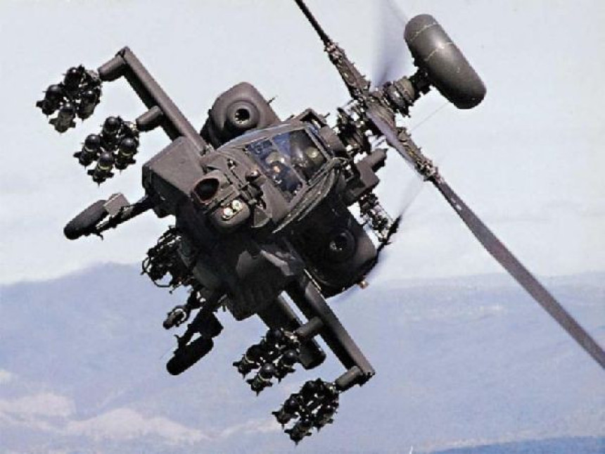  Ukrajinski helikopter pogođen raketom