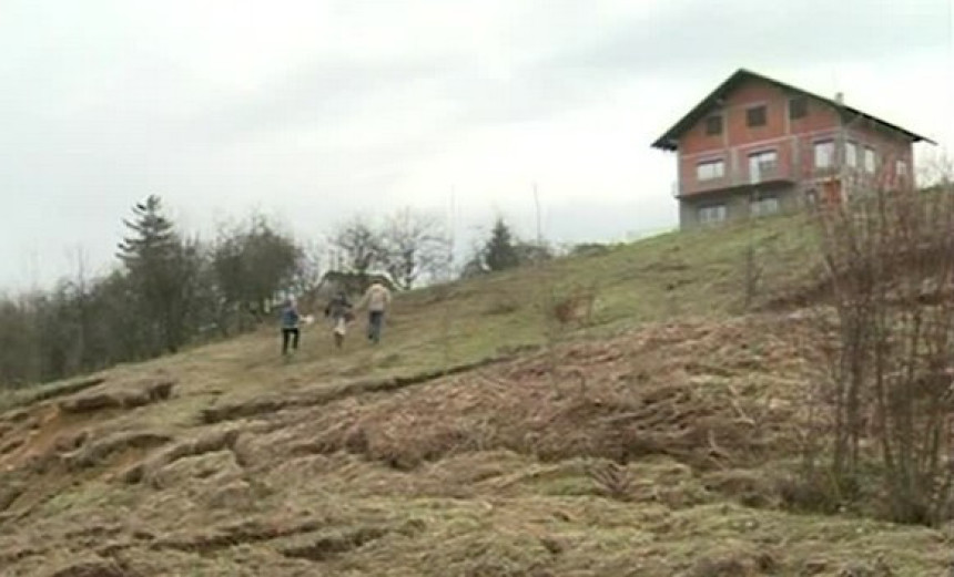 Banjaluka: Odroni zemljišta prijete objektima