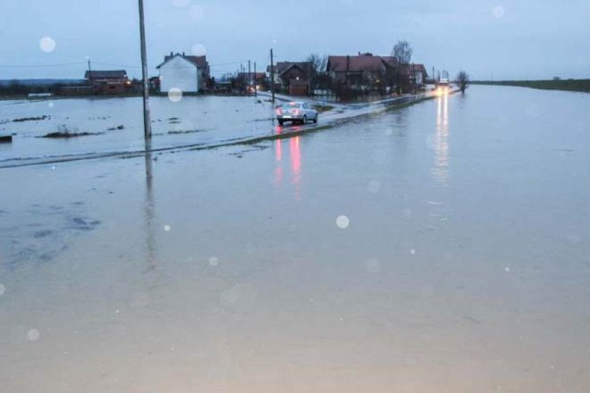 Prijedor: Zaplavljeno 180 domaćinstava