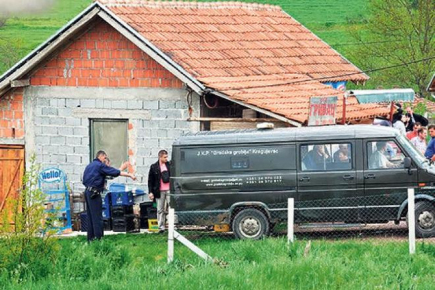 Krvavi pir u selu Grivac: Ubio radnicu, pa sebe