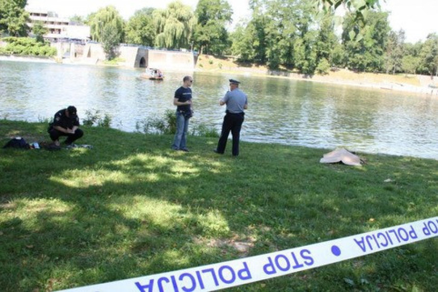 Тинејџеру од хладне воде стало срце