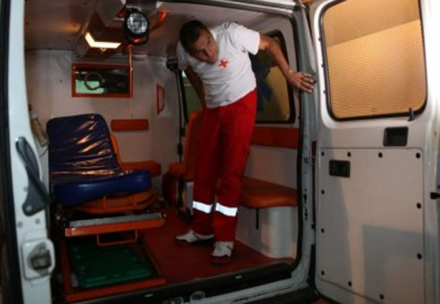 Evakuacija dijaliznih bolesnika iz Janje