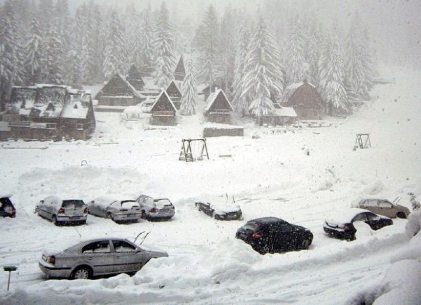 Više od 80 cm snijega na Vlašiću