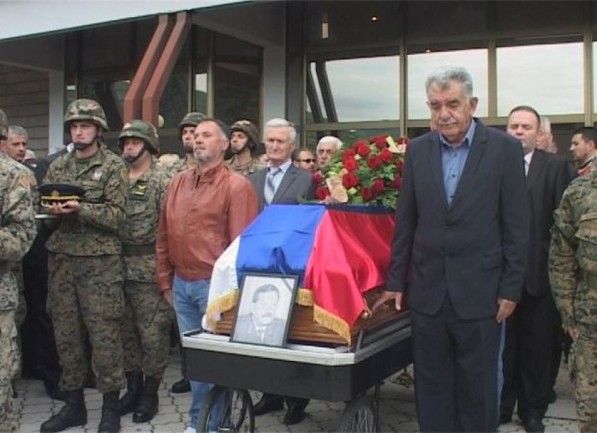 Сахрањен генерал Богдан Ковач