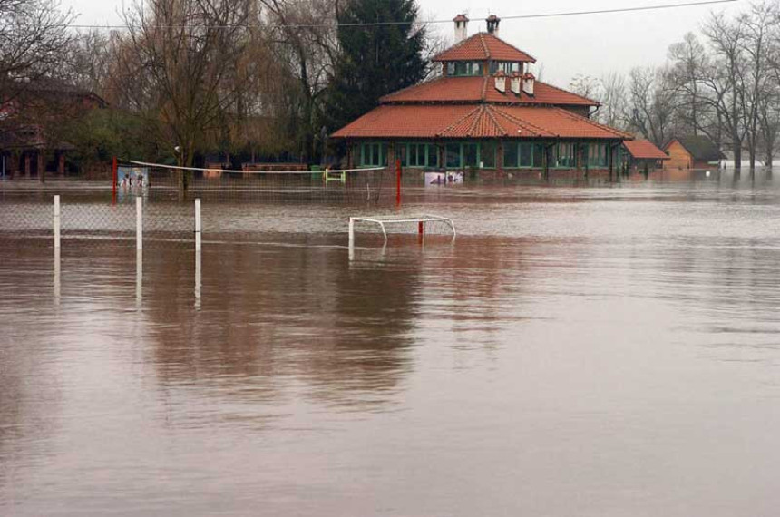 Loznica: Nedostupno šest naselja