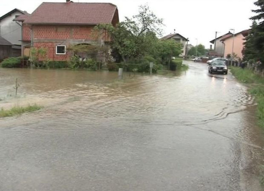 Prnjavor: Počela sanacija poplavljenog područja