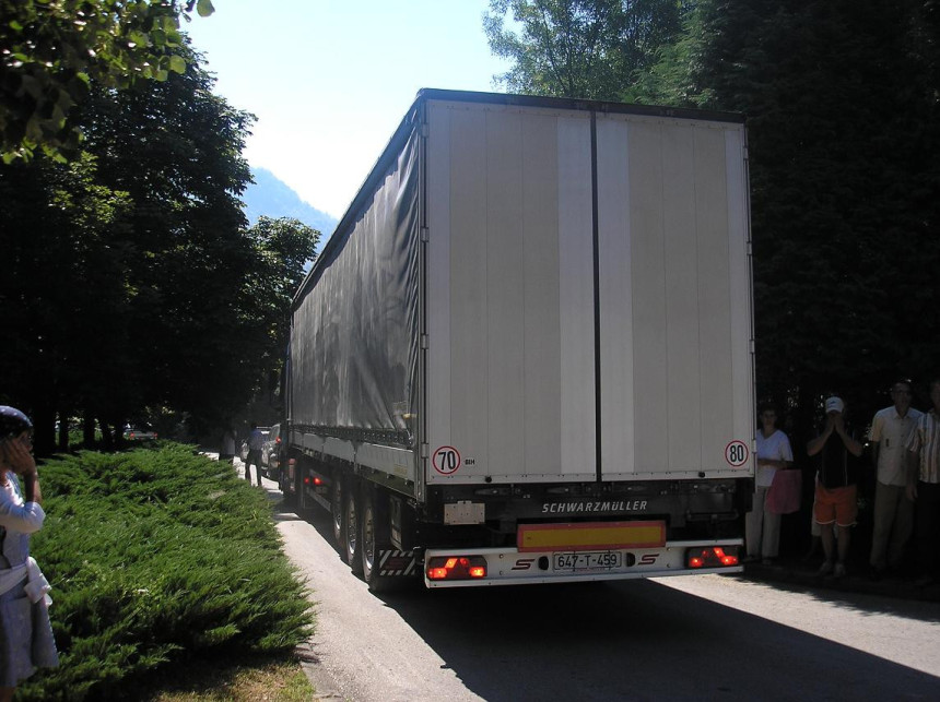 Deset kamiona pomoći iz Sokoca