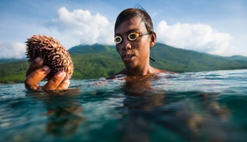 Номади на острву Бахау Лау живот проводе под водом 