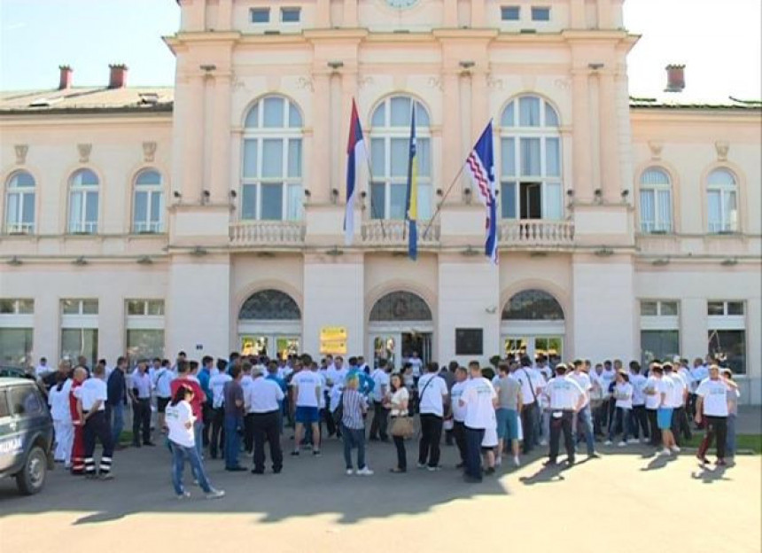 Akcija "Očistimo naš grad" u Bijeljini (VIDEO)