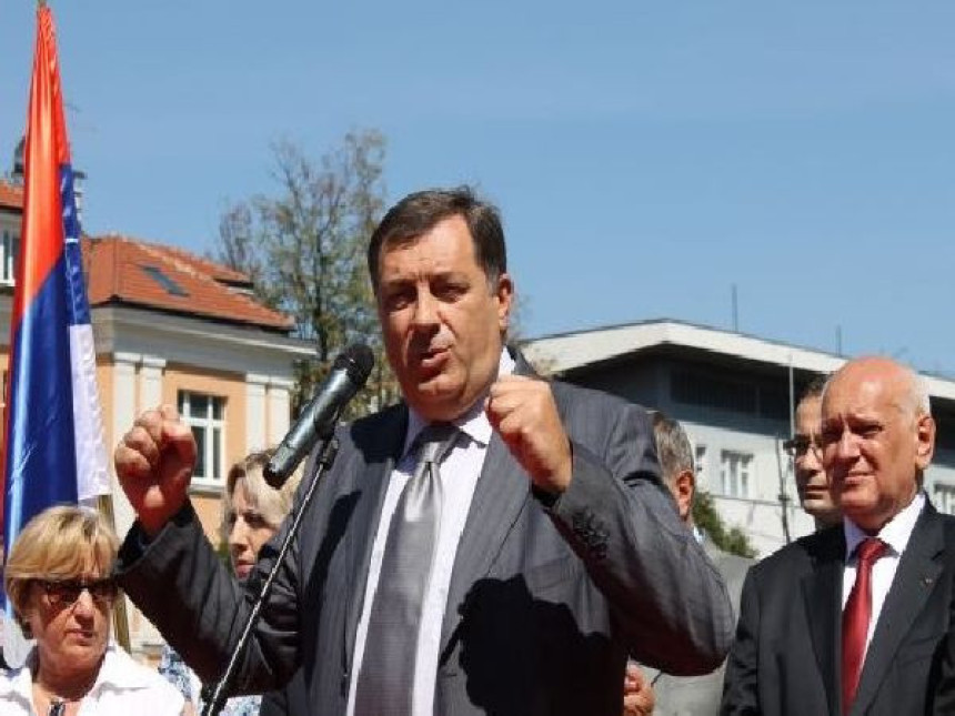 Dodik: Trebaće dosta novca da se vratimo u normalu