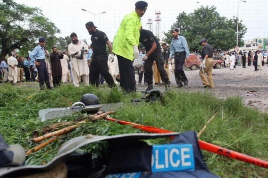Pakistan: Stradalo desetoro djece