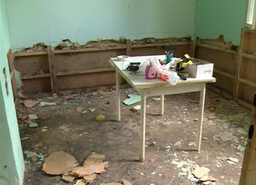 Banjaluka: Barake uništene, građani očajni