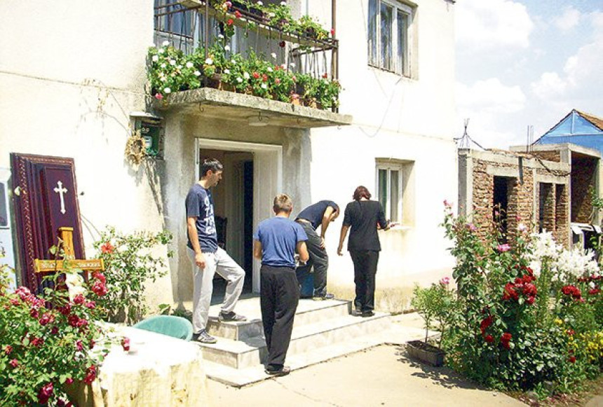  Smederevo: Otac nožem ubio sina