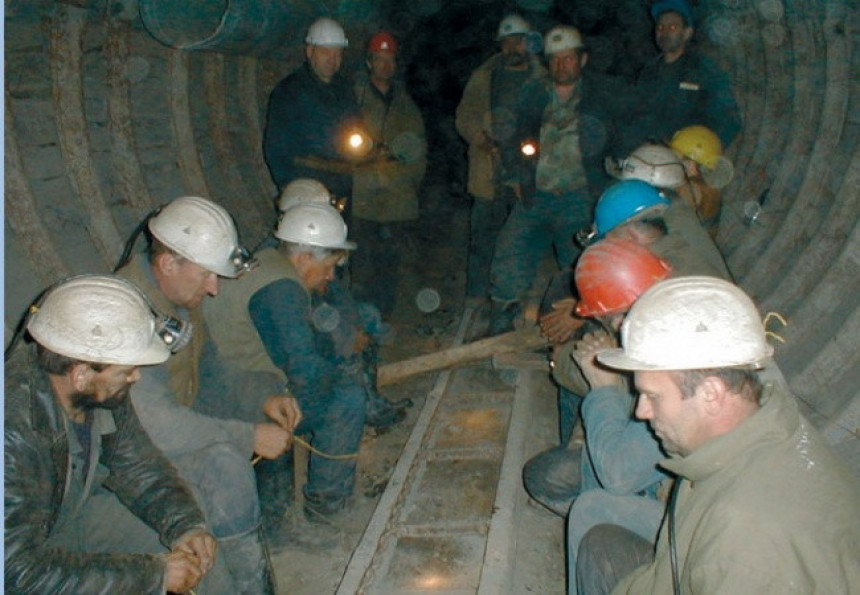 Рудари у “Бокситу” најављују генерални штрајк