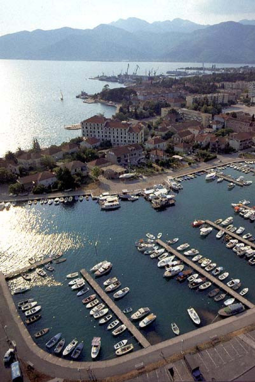 Tivat dobija stari grad