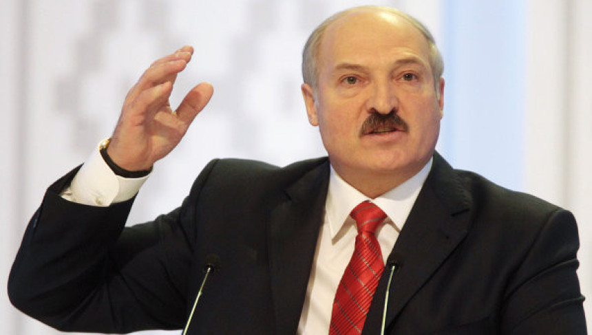 Лукашенко: Деведесетих сам нудио помоћ Милошевићу
