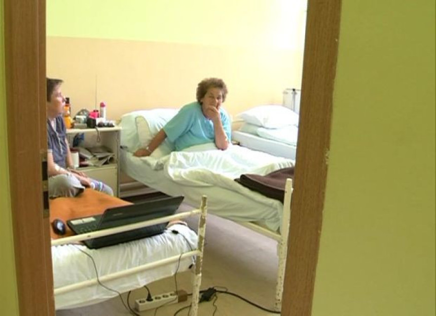 Pacijenti iz Doboja traže hitnu obnovu Dijaliznog centra