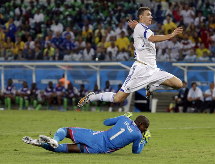 Џеко: Судија нас избацио!