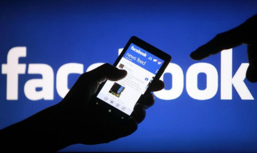 Facebook na udaru zbog tajnog istraživanja