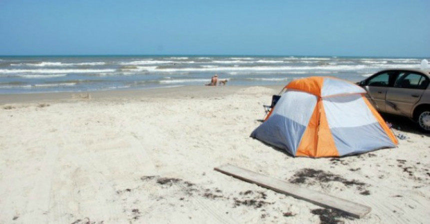 Водич за камповање на плажи