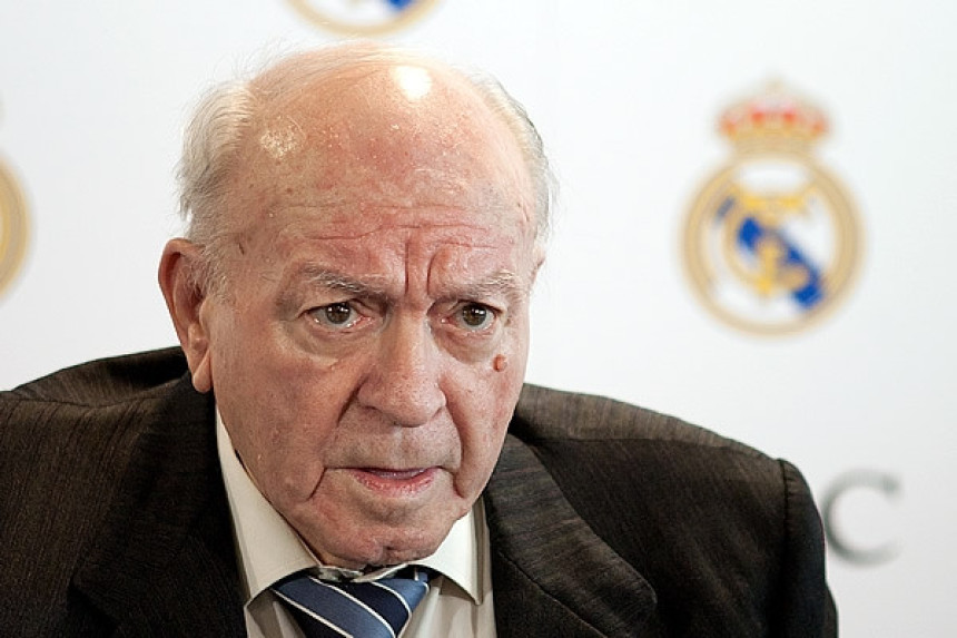 Di Stefano kritično!