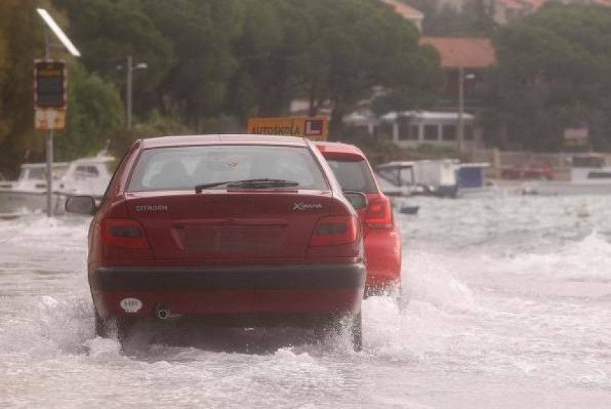 Zadar ponovo na udaru nevremena