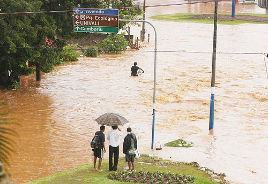 Brazil: Poplave raselile 18.000 ljudi