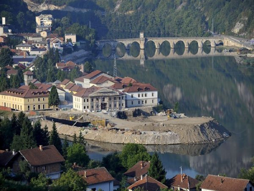 Чудна јада од Андрићграда