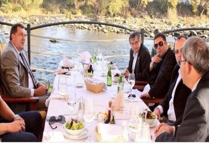 Dodik se predstavljao kao predsjednik BiH?!