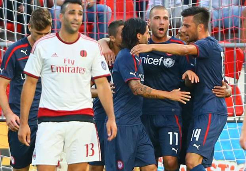 Olimpijakos 'ubio' Milan!
