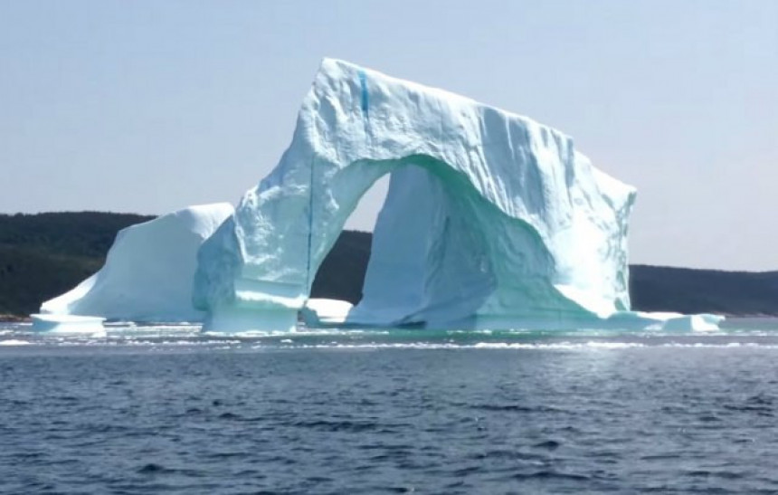 Невјероватно разарање леденог бријега