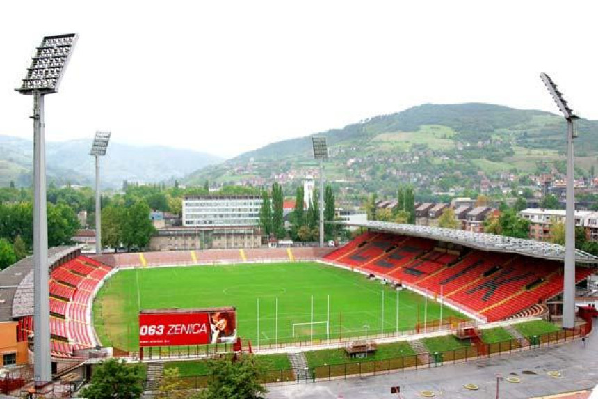 Pare od UEFA-e za 'šminkanje' Bilinog polja