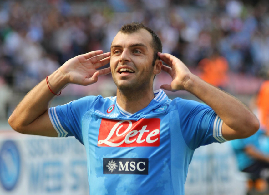 Pandev iz Napolija u Kinu!