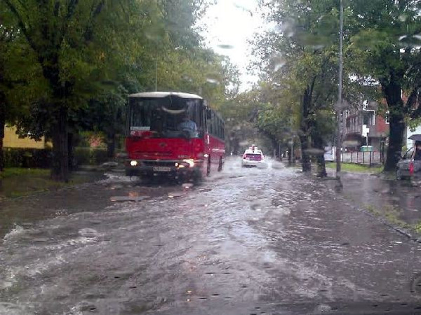 Očekuju nas obilne padavine, preduzmite preventivne mjere! 