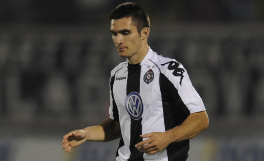 Partizan predstavio Marinkovića