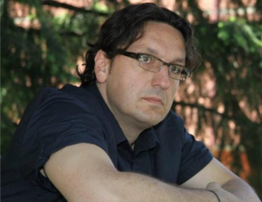 Vlast se uzda u raskol opozicije