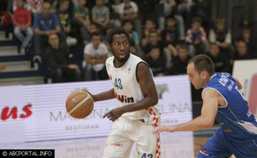 Džons je novi plej Igokee