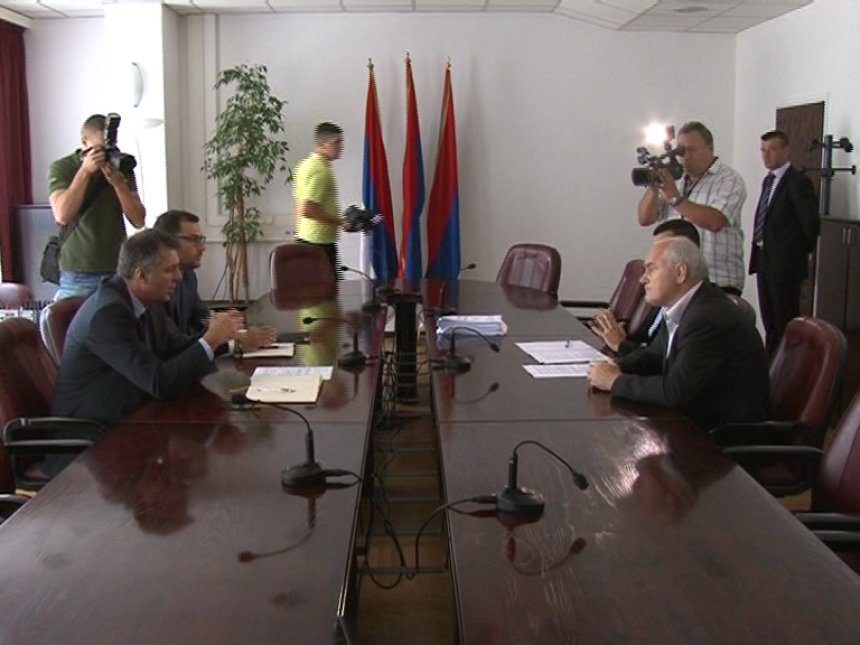 Породице несталих Срба туже БиХ