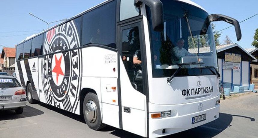 Partizan kamenovan u Bakuu!