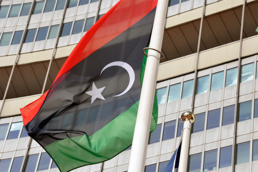 Либијска влада поднијела оставку