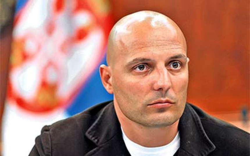 SP: Doktor Sale i 12 žigosanih!