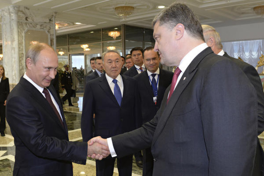Putin i Porošenko dogovorili primirje?