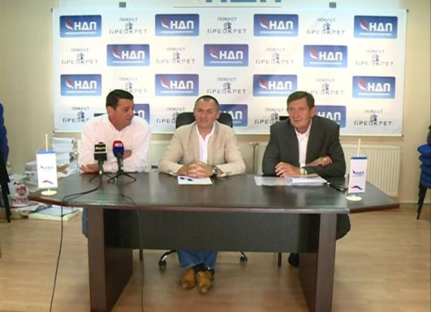 NDP: SNSD vrši mobing 