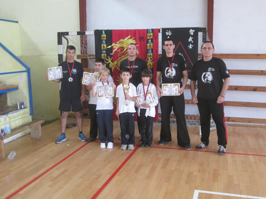 Dobojski Zmajevi najbolji u Tešnju