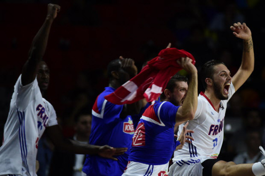 U Francuskoj oduševljenje!