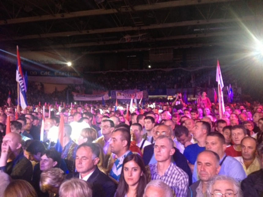 Miting opozicije u prepunom “Boriku“
