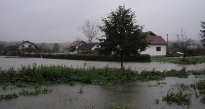 U Cazinu nezapamćene poplave