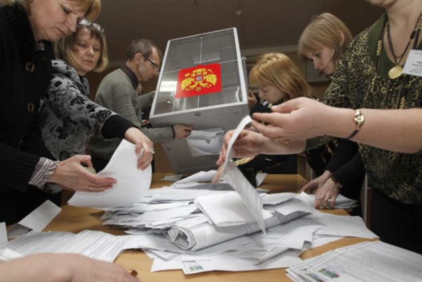 Izbori u Rusiji, glasa i Krim