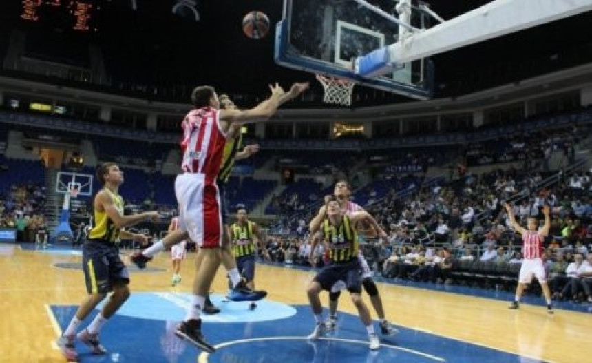 Fener mnogo jak za Zvezdu